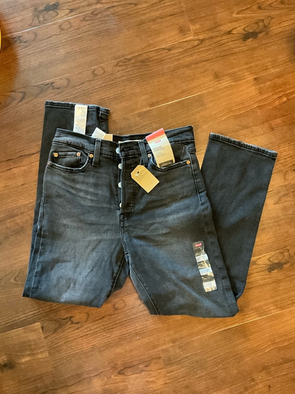 Levi's Wedgie Straight Jeans